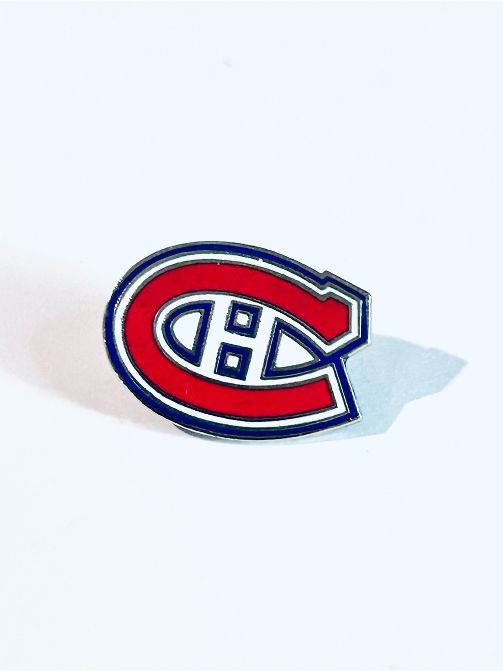 Montreal Canadiens Hockey Enamel Pin - Red & Blue Logo